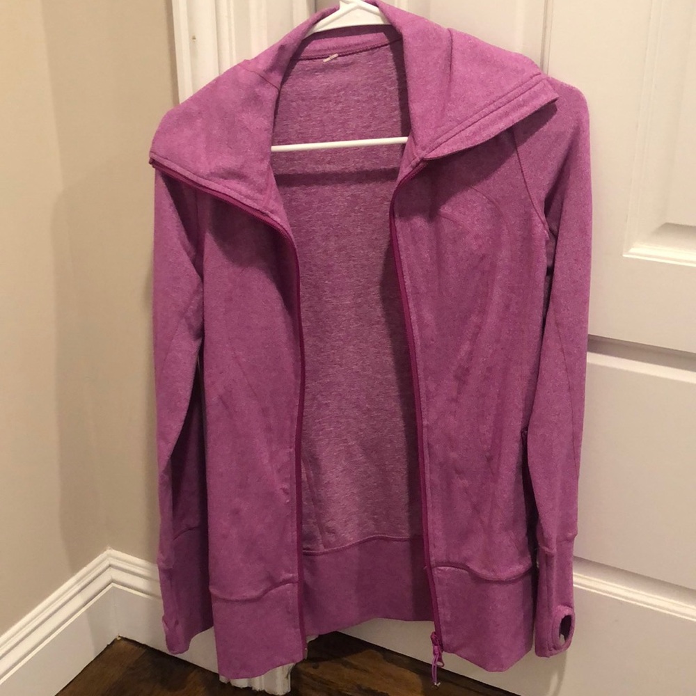 Lululemon sweatshirt